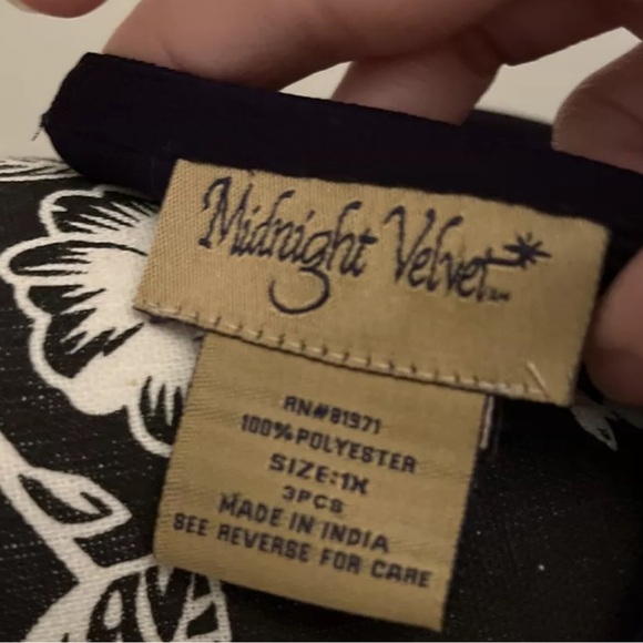 Midnight Velvet Sheer, Shawl Dress XL Blue, Purple Embroidered With Beads - Picture 5 of 6